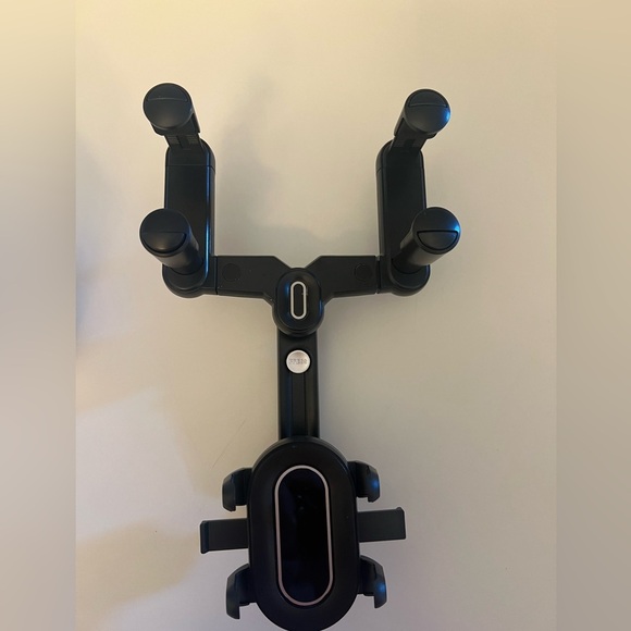 Universal Black Rearview Mirror Phone Holder - Picture 3 of 3